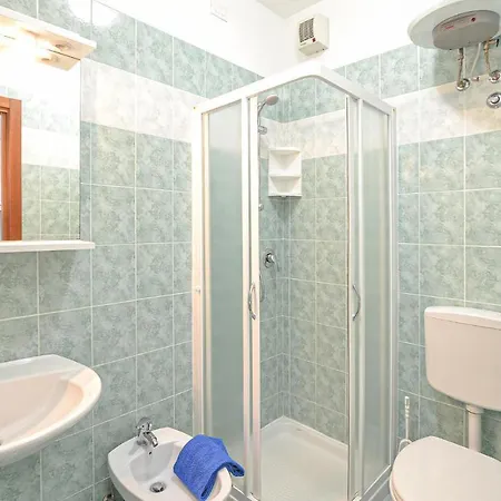 Awesome In With Kitchen Apartament